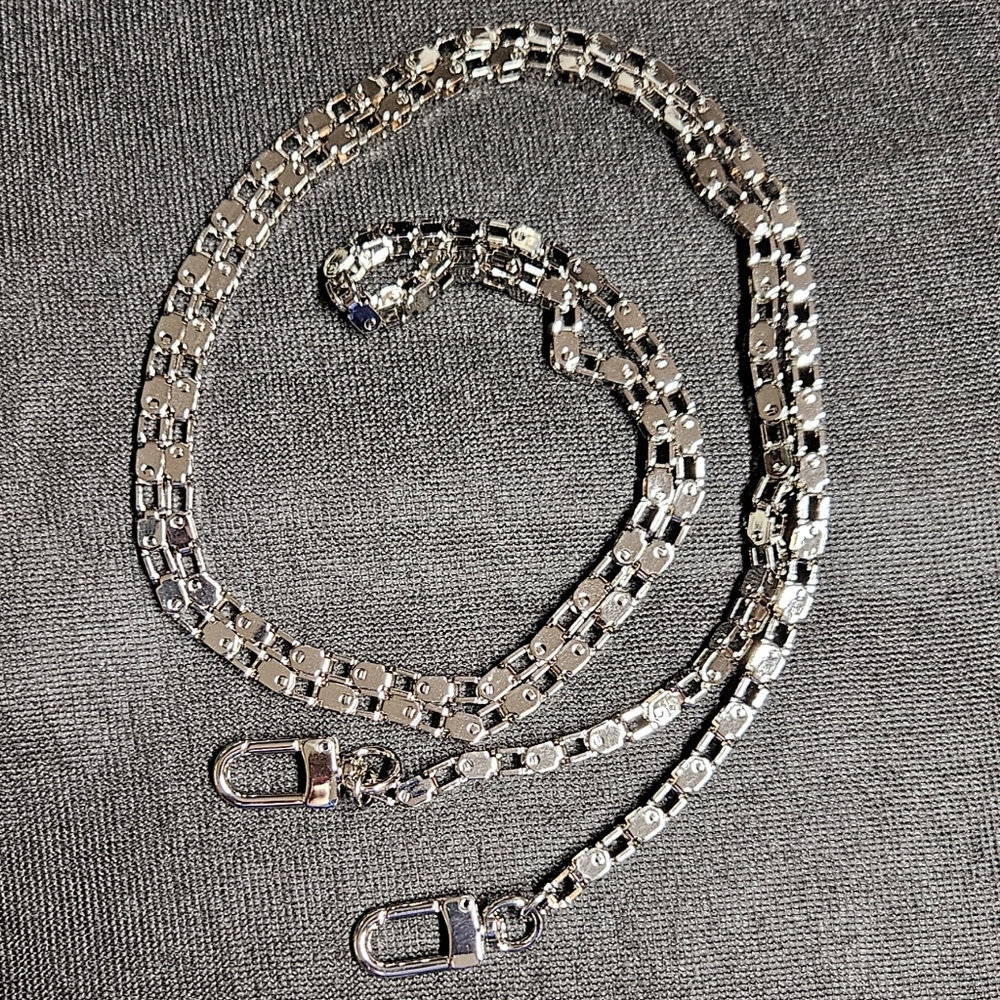 Porsche Design Visor Bag Chain Silver - Picture 2 of 4